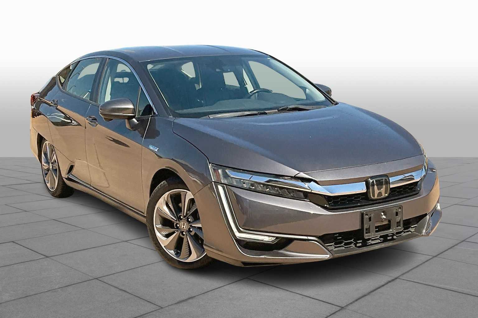 2018 Honda Clarity Plug-In Hybrid Touring photo 4
