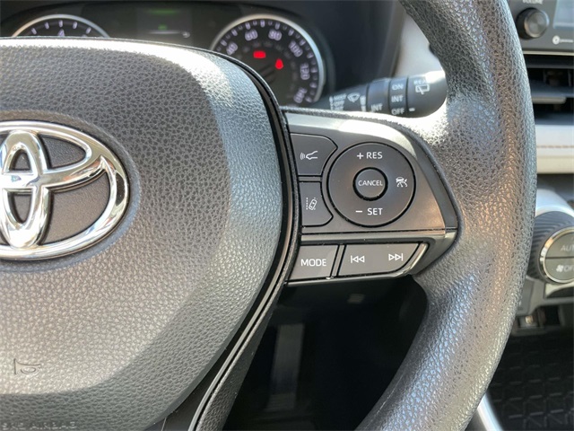 2022 Toyota RAV4 XLE photo 27