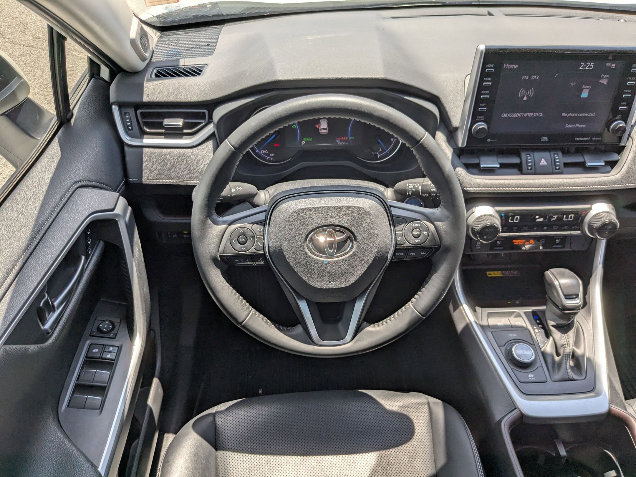 2022 Toyota RAV4 Hybrid Limited photo 27