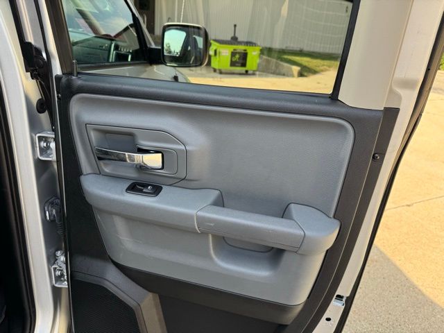 2015 Ram 1500 Big Horn photo 21