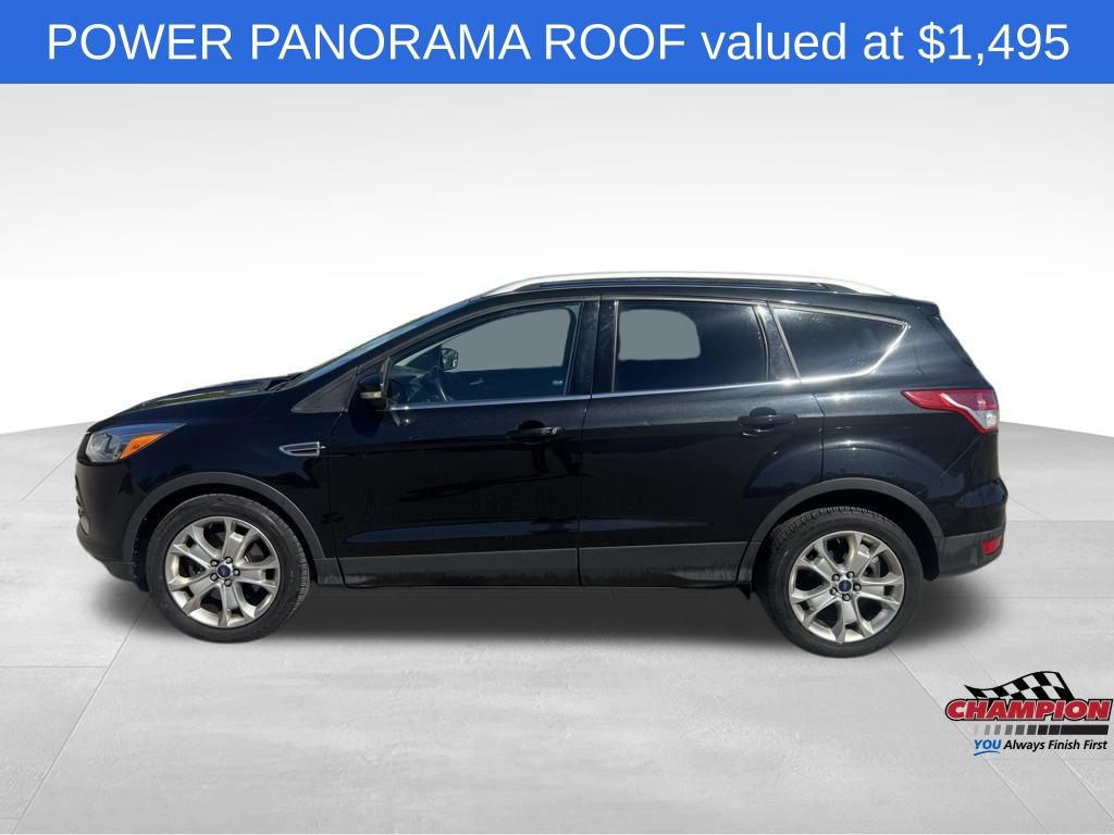 2015 Ford Escape Titanium photo 2
