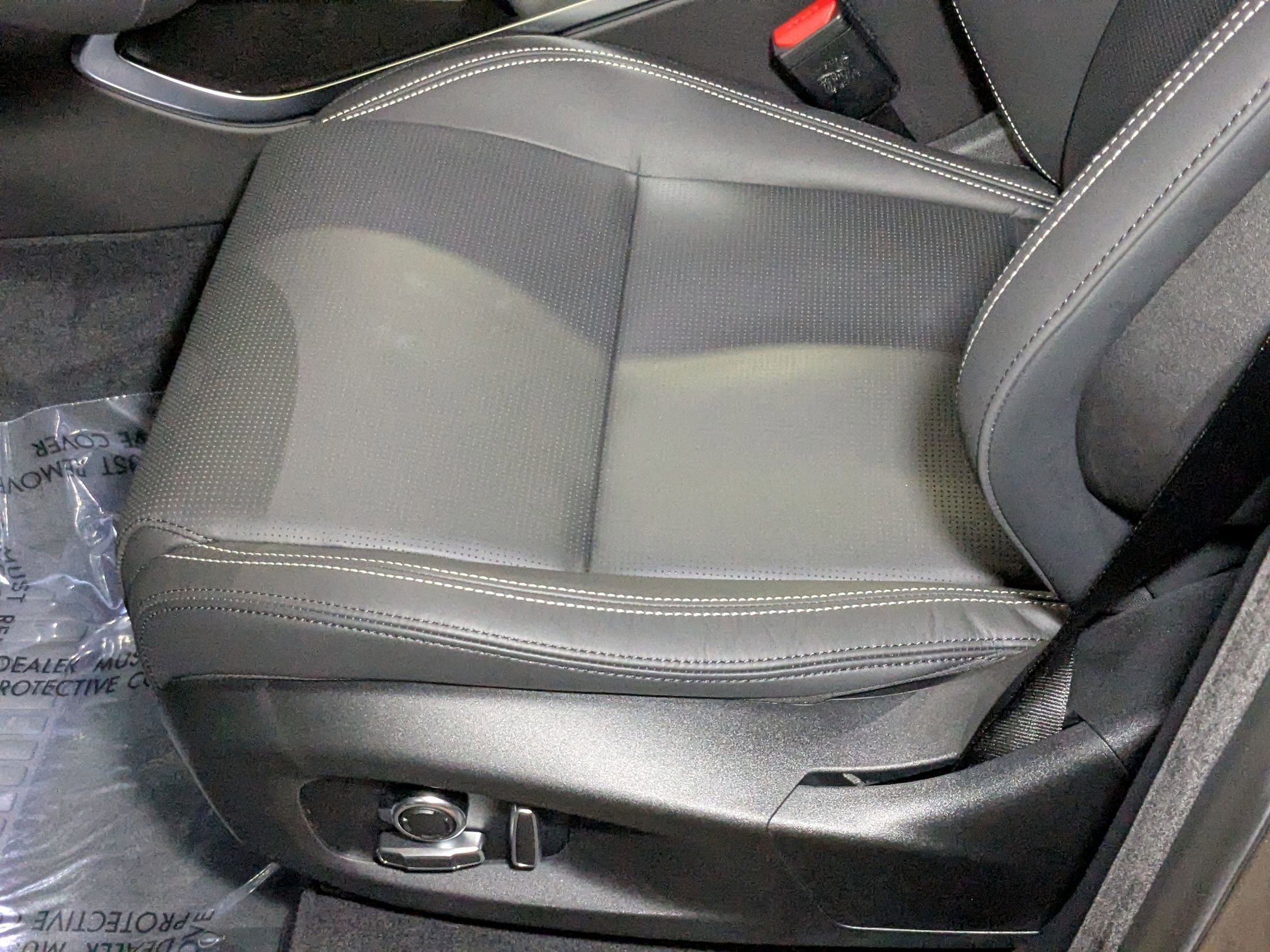 2026 Jaguar F-PACE P250 R-Dynamic S photo 4