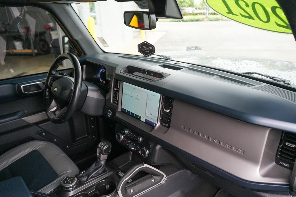 2021 Ford Bronco Outer Banks photo 14
