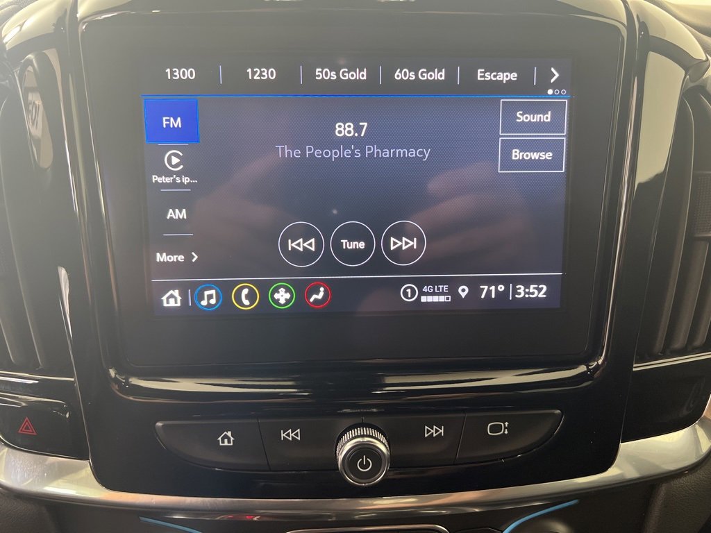 2023 Chevrolet Traverse Leather photo 10
