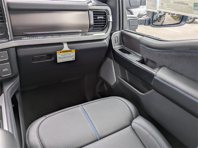 2026 Ford F-350 Platinum photo 17