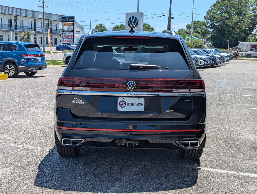 2025 Volkswagen Atlas SEL Premium R-Line photo 4