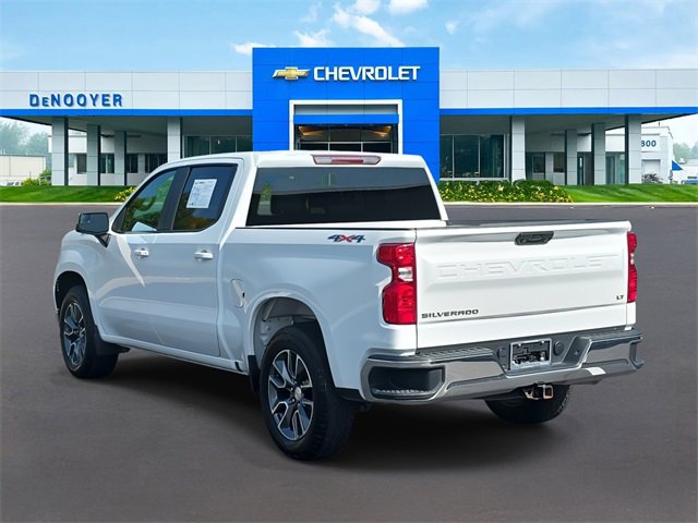 2023 Chevrolet Silverado photo 7