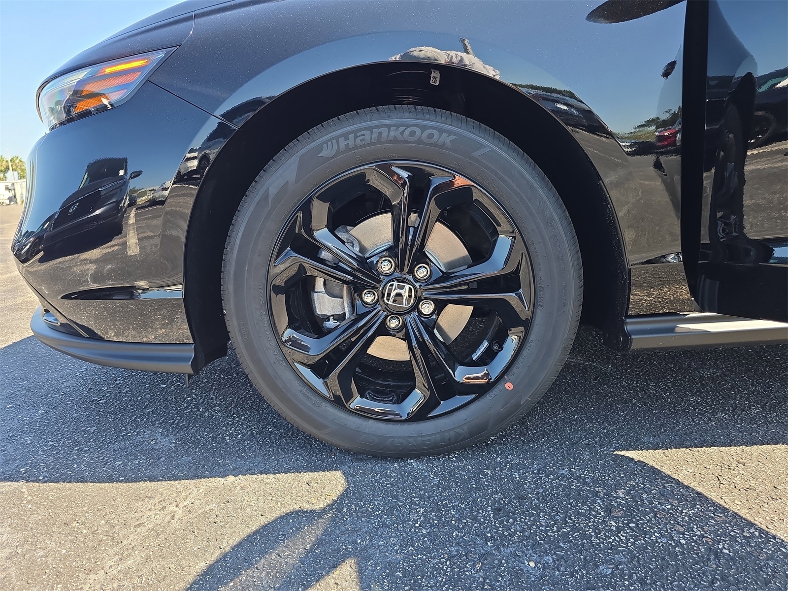 2025 Honda Accord SE photo 8