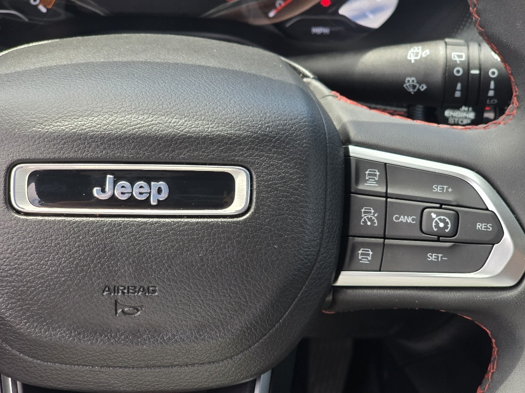 2024 Jeep Compass Trailhawk photo 13