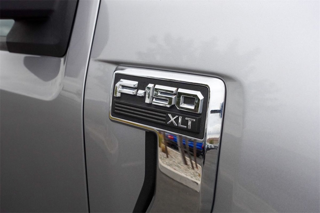 2021 Ford F-150 XLT photo 4