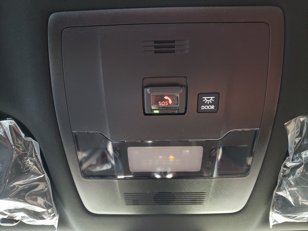 2025 Lexus IS 300 photo 18