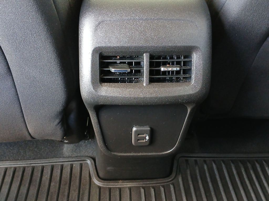 2019 Chevrolet Equinox LT photo 21