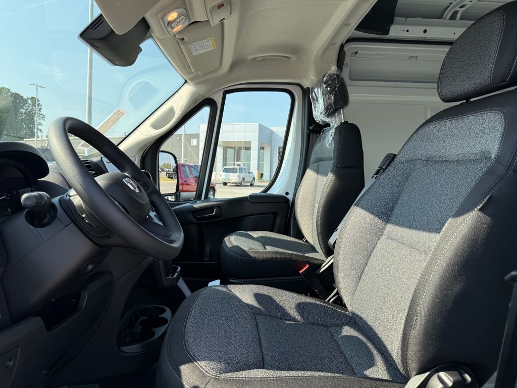 2026 Ram 3500 photo 7