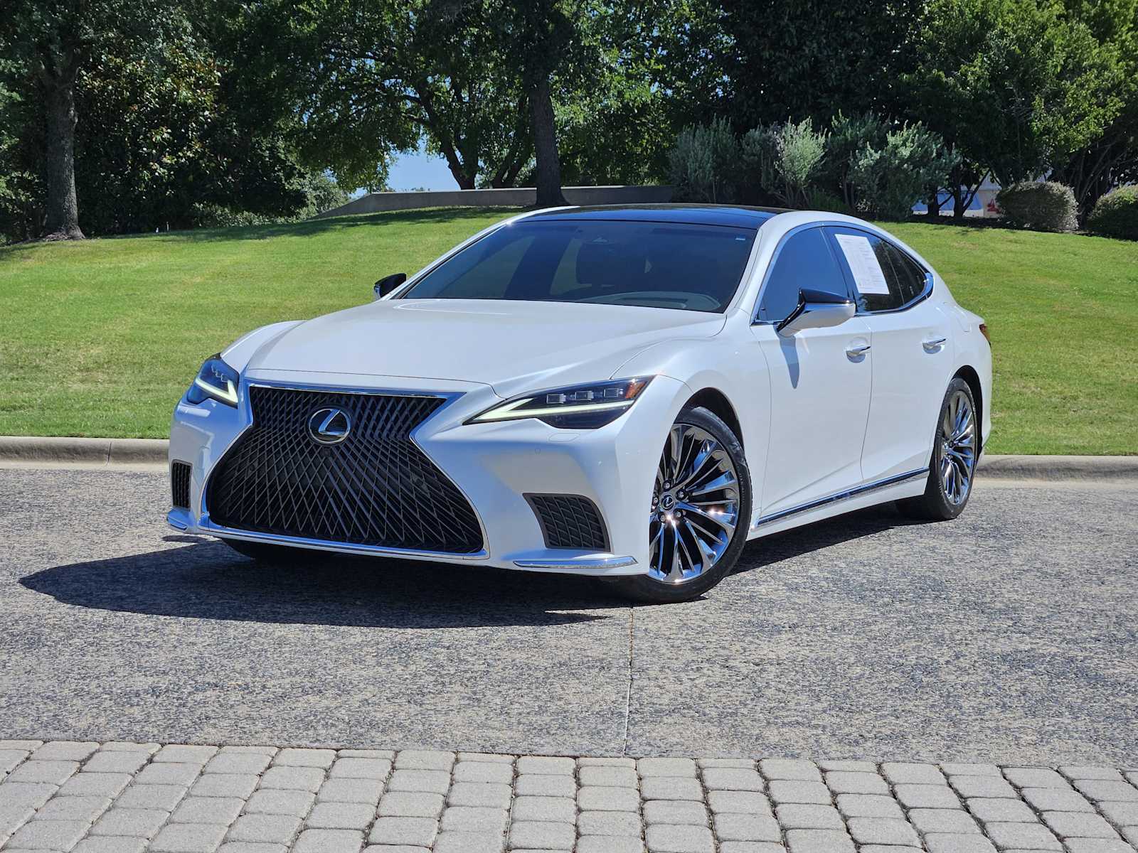 2022 Lexus LS 500