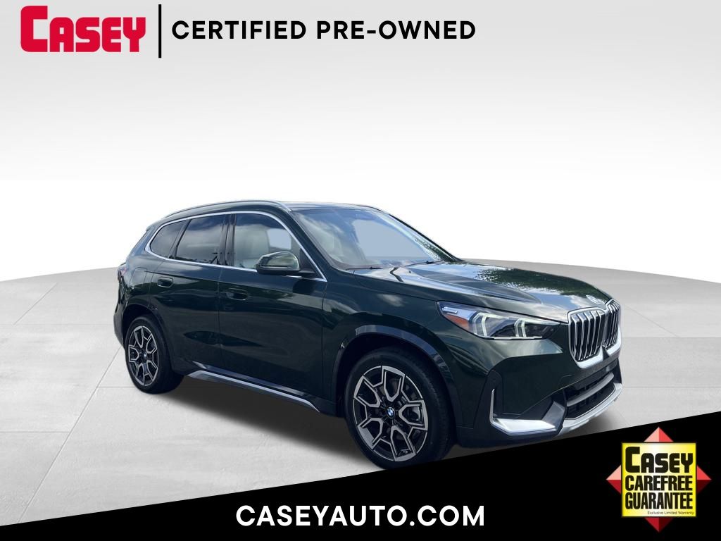 2025 BMW X1 28i's photo