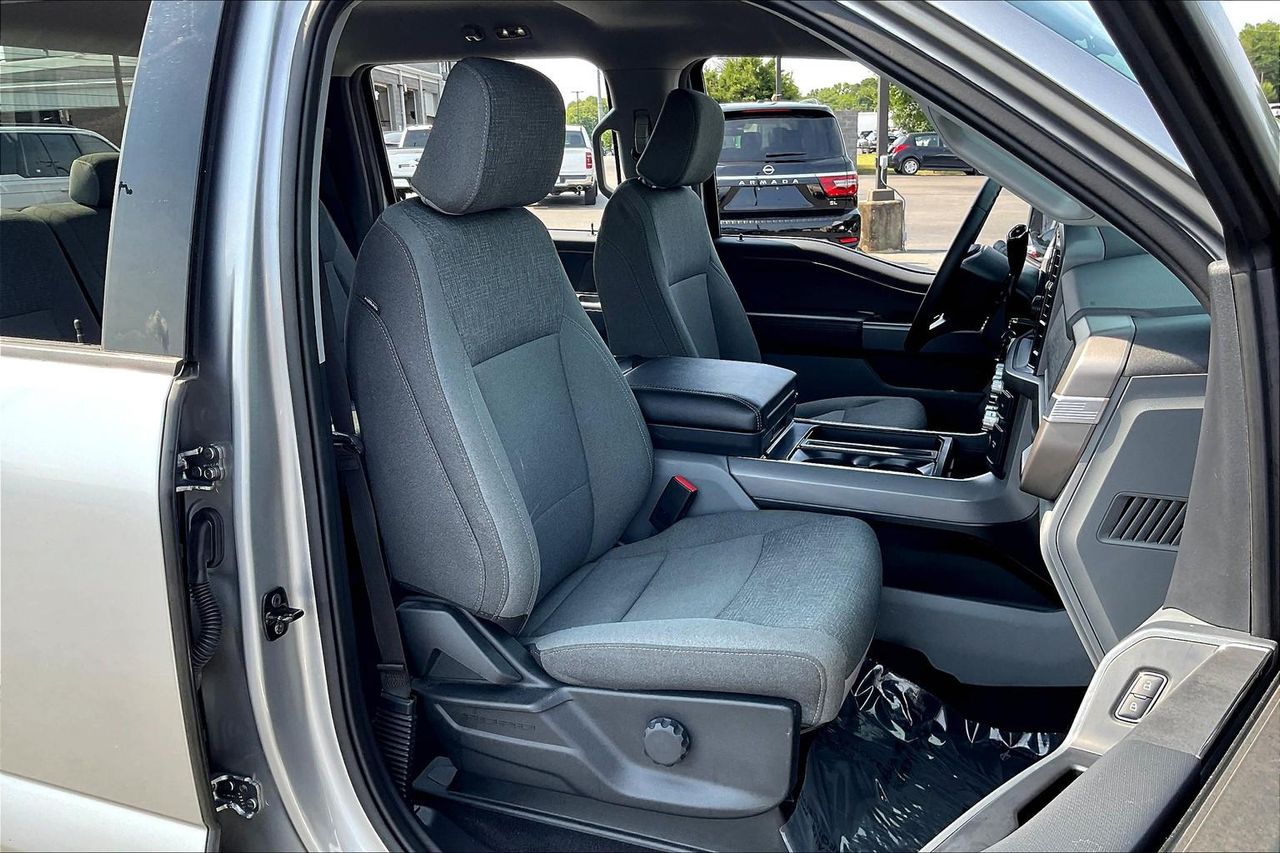 2024 Ford F-150 XLT photo 26
