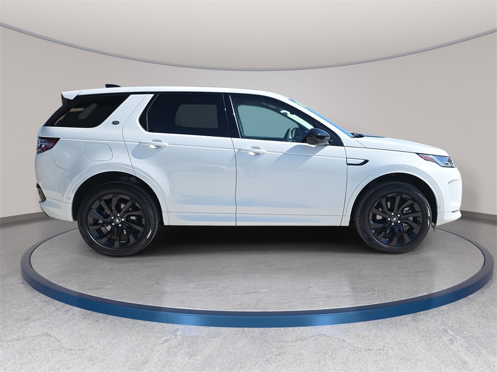 2025 Land Rover Discovery Sport S photo 3