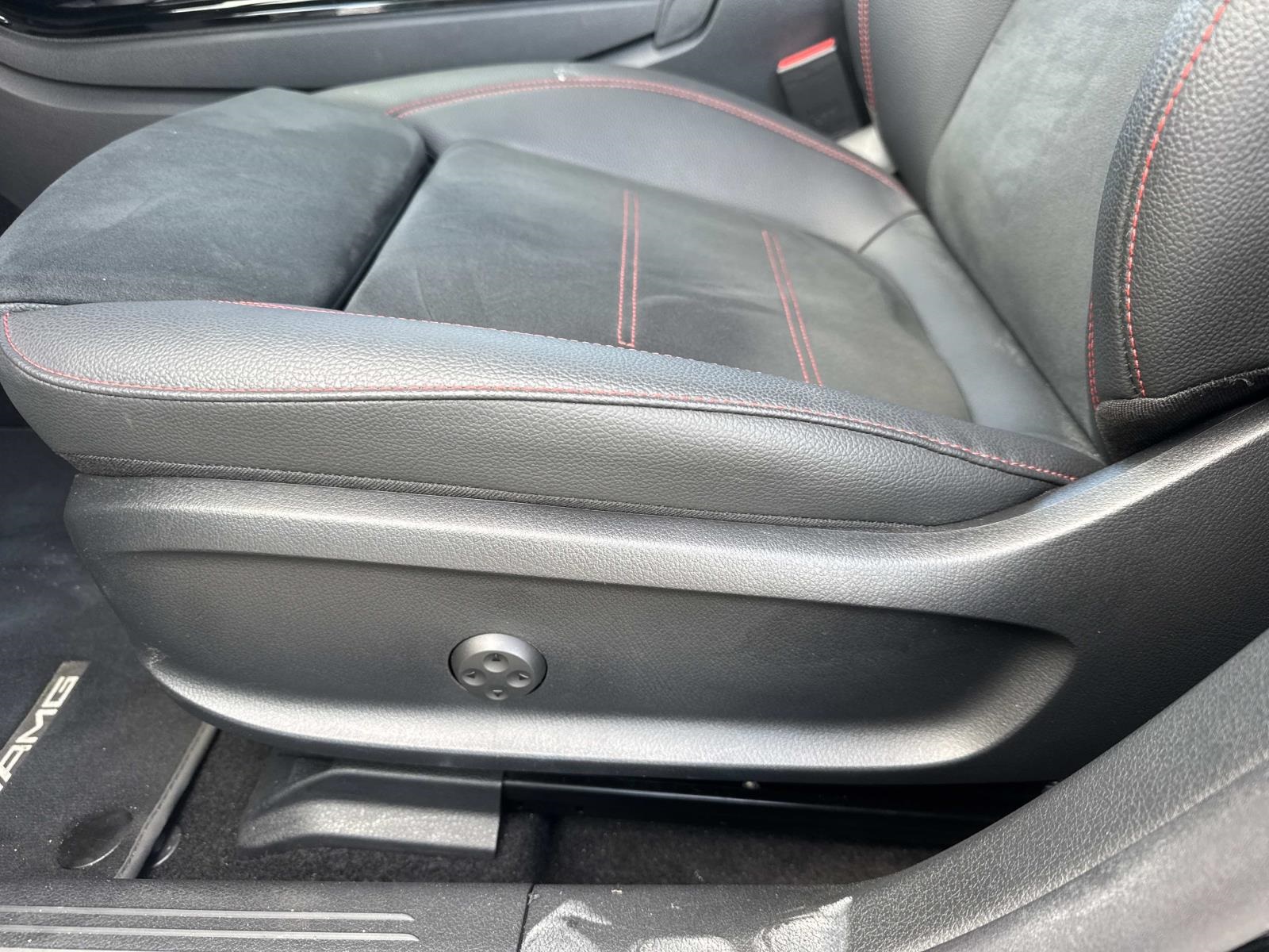 2025 Mercedes Benz CLA 250 photo 15
