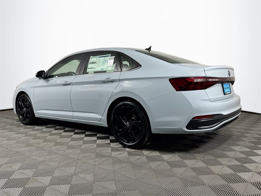 2025 Volkswagen Jetta 1.5T SE photo 13
