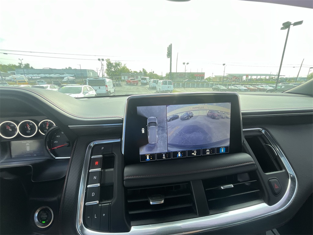 2021 Chevrolet Tahoe RST photo 17