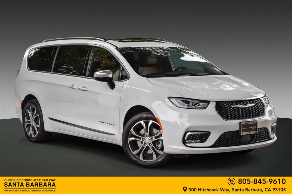 2026 Chrysler Pacifica Pinnacle's photo