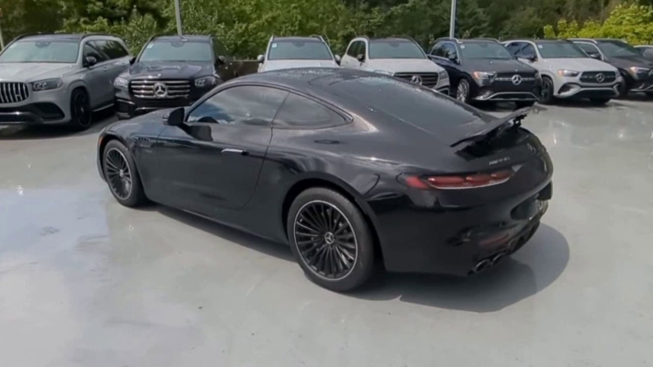 2025 Mercedes Benz AMG GT 43 photo 28