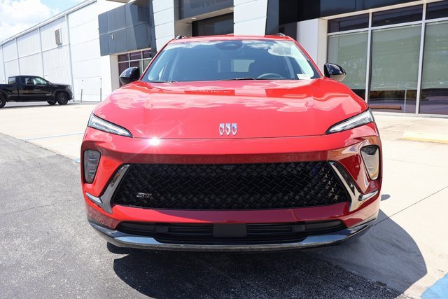 2025 Buick Envision Sport Touring photo 2