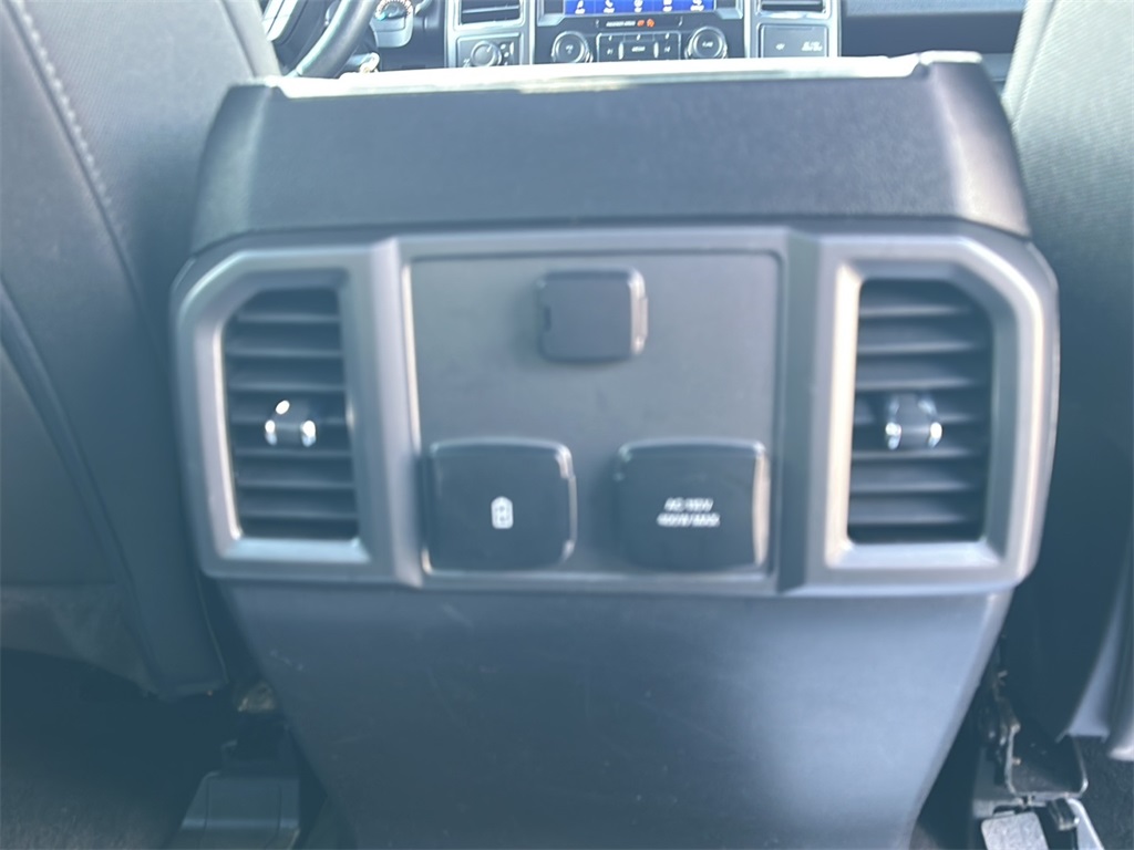 2020 Ford F-150 XLT photo 19