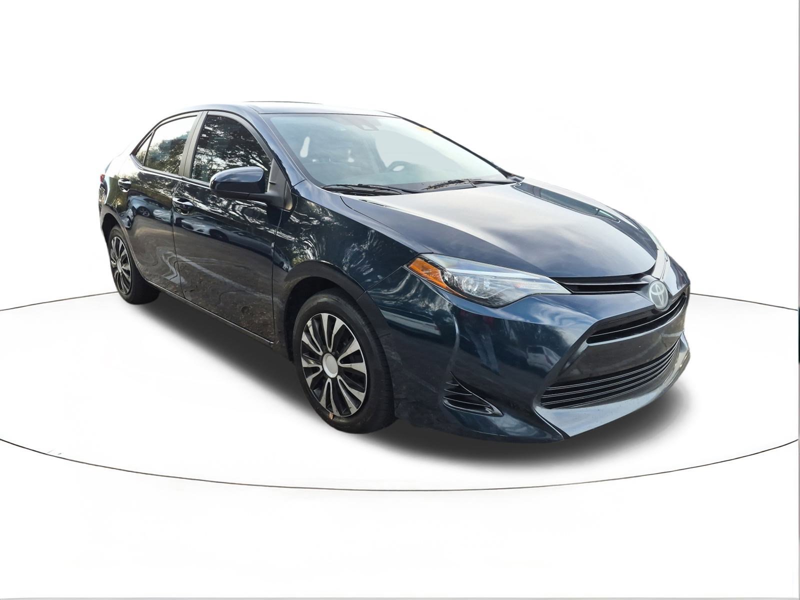 2019 Toyota Corolla LE's photo