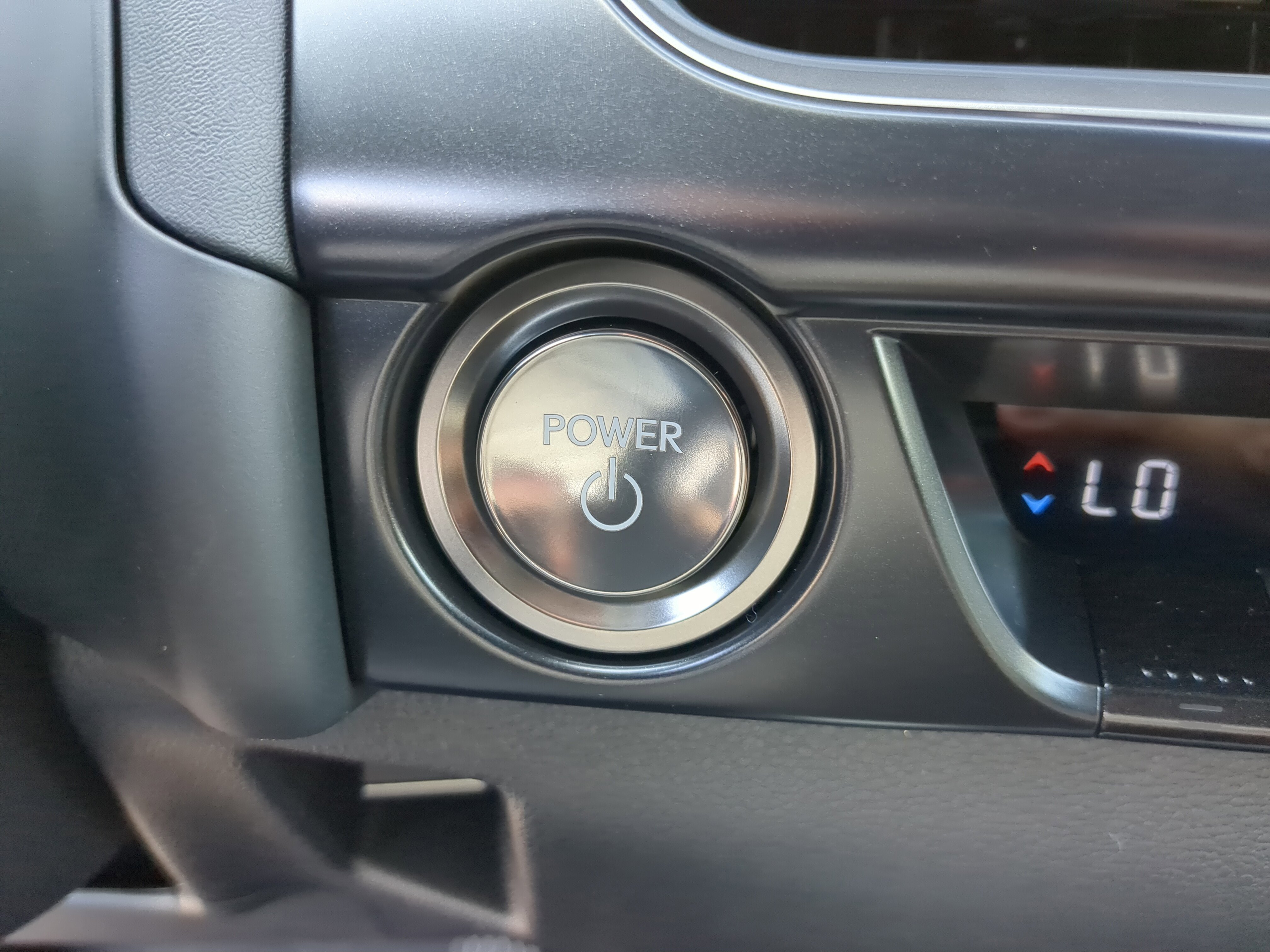 2025 Lexus UX Premium photo 19