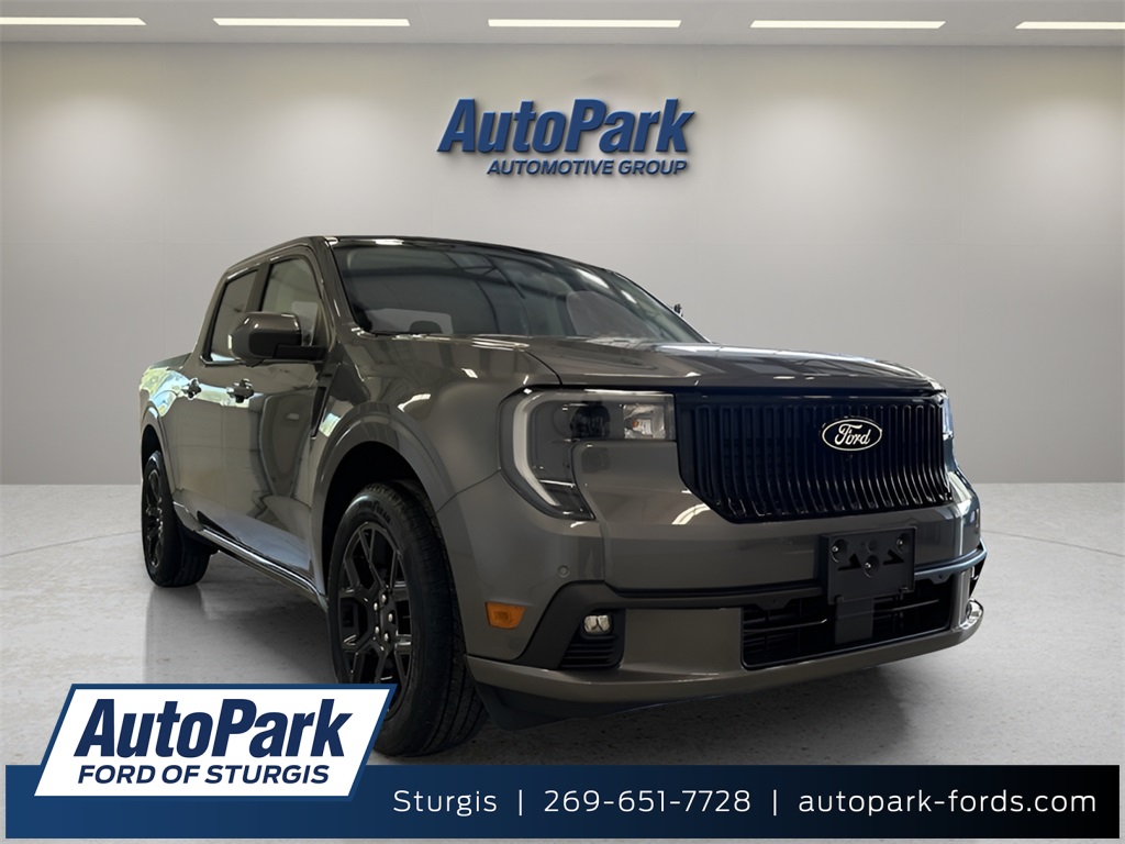 2025 Ford Maverick Lobo's photo