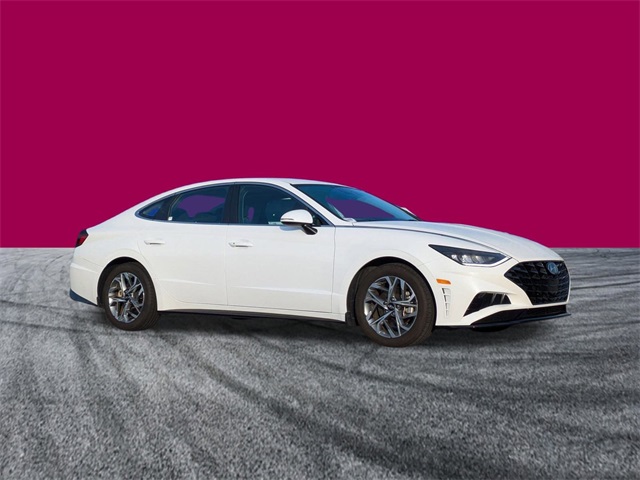 2023 Hyundai Sonata SEL photo 2