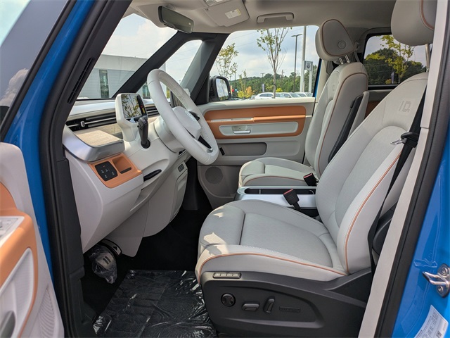 2025 Volkswagen ID. Buzz Pro Plus photo 18