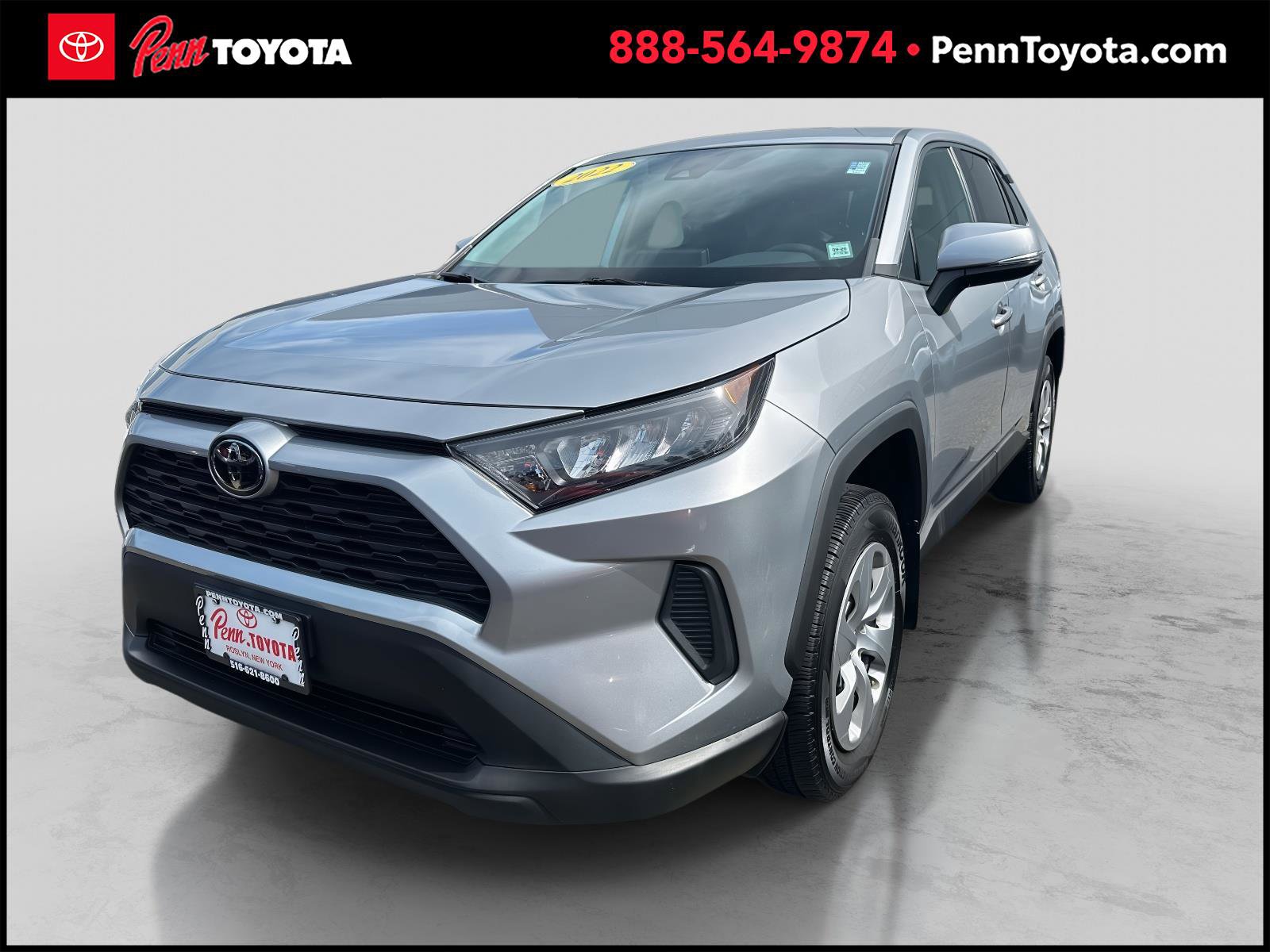 2022 Toyota RAV4 LE photo 4