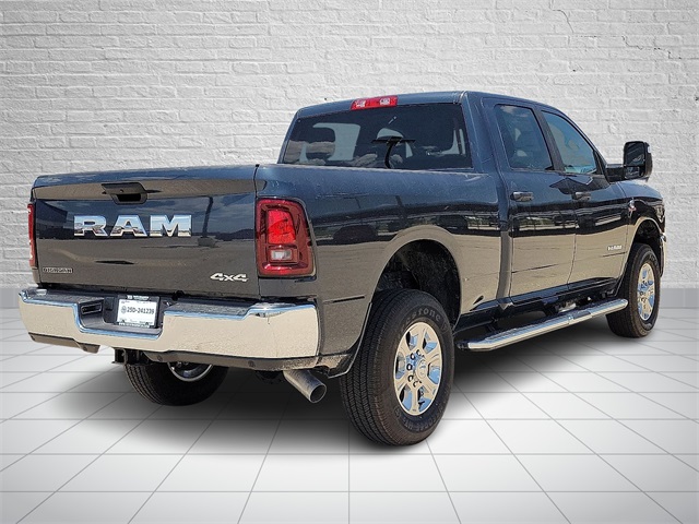 2025 Ram 2500 Big Horn photo 4