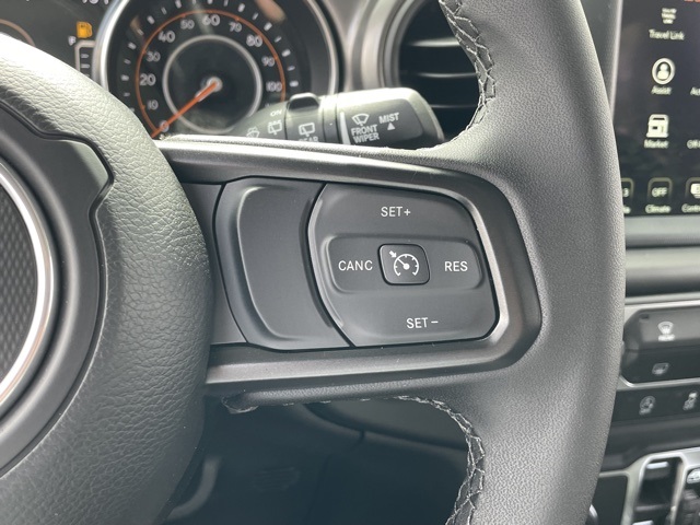 2023 Jeep Wrangler Sport S photo 24