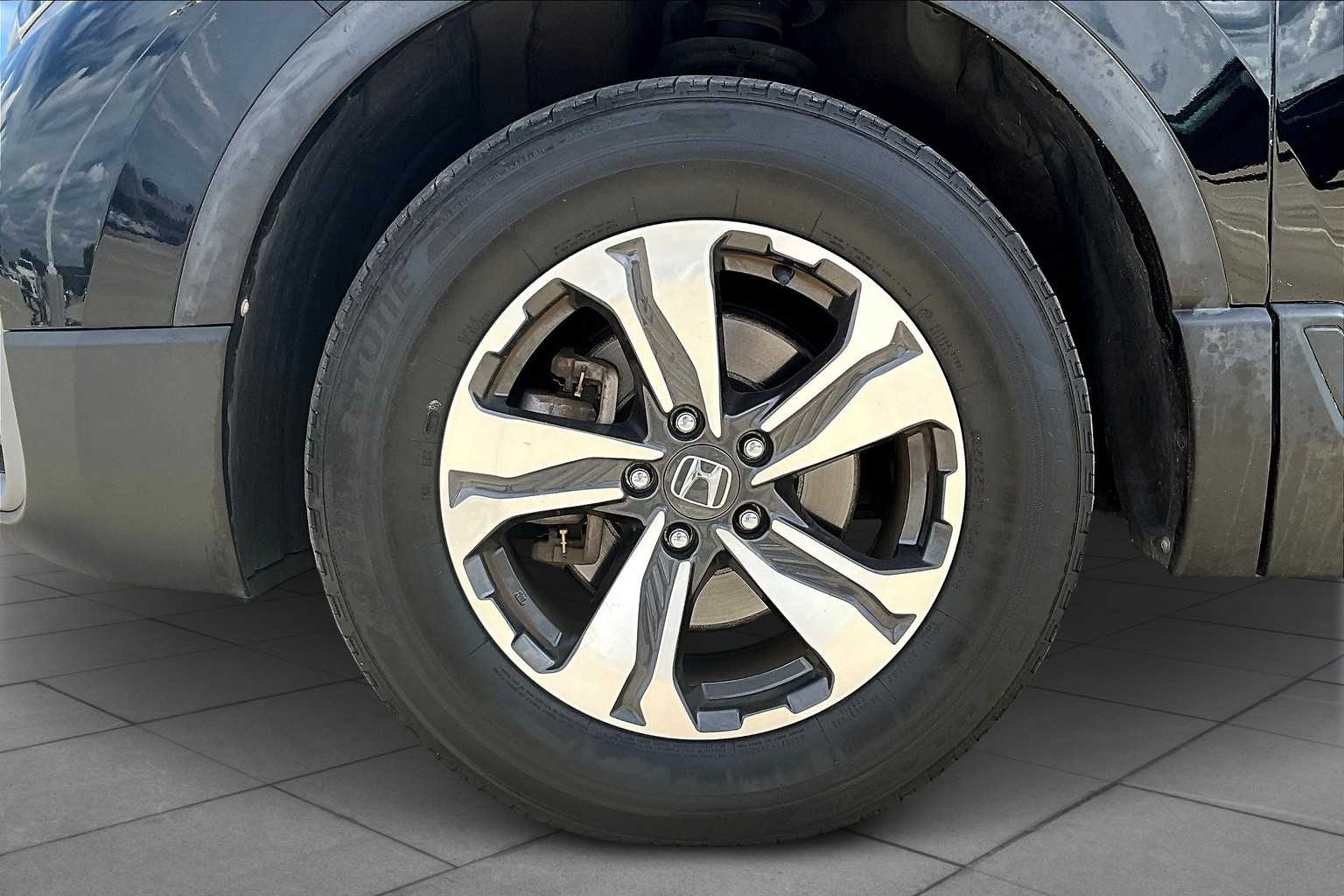 2020 Honda CR-V LX photo 10