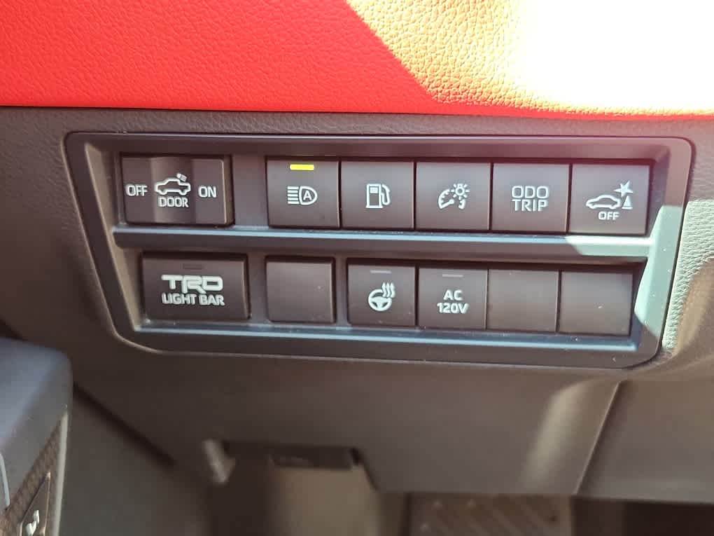 2022 Toyota Tundra TRD Pro CrewMax photo 18