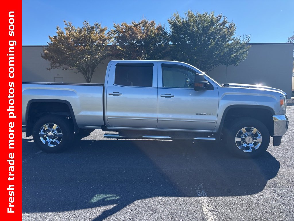 2017 Gmc Sierra SLE photo 3
