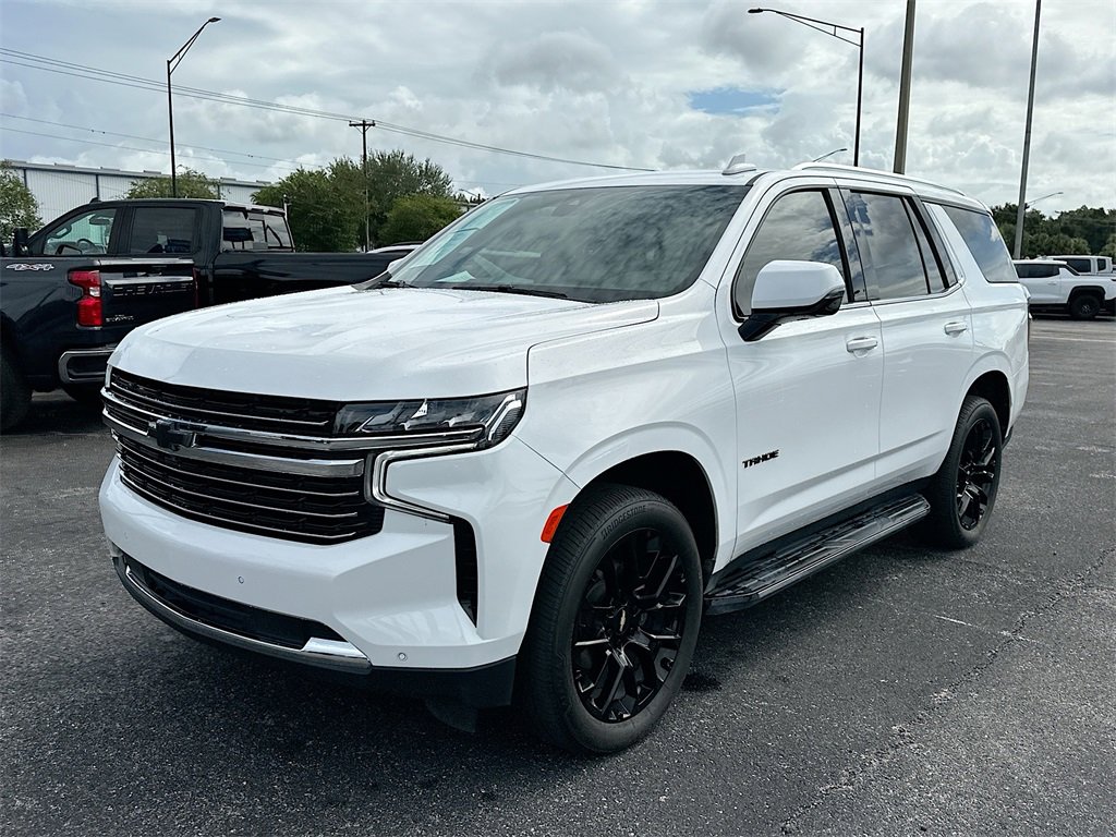 2022 Chevrolet Tahoe LT photo 2
