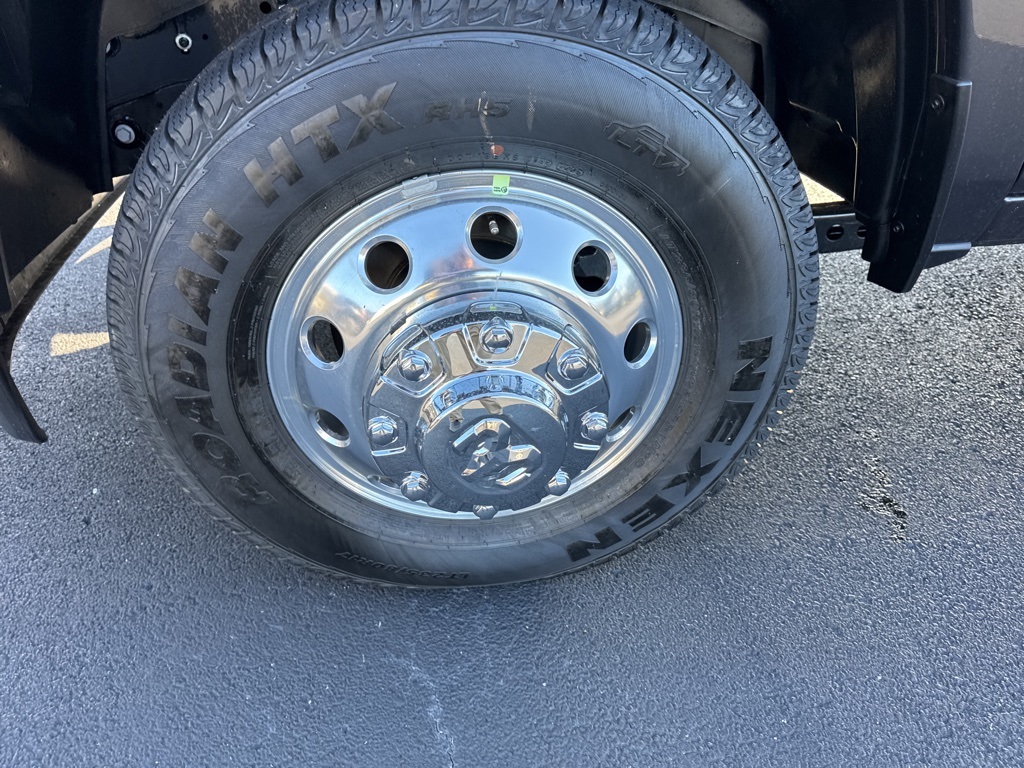 2026 Ram 3500 Tradesman photo 2