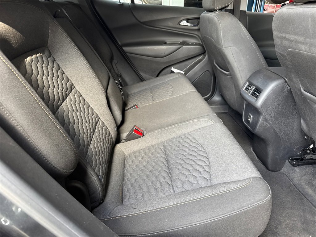 2019 Chevrolet Equinox LT photo 4