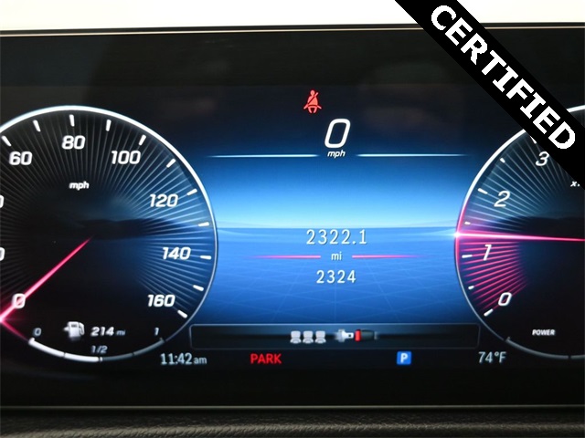 2024 Mercedes Benz GLB 250 photo 6