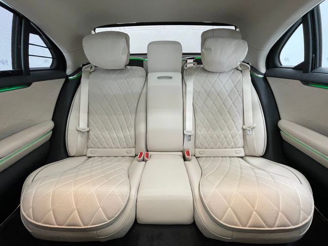 2026 Mercedes Benz S 580 4MATIC photo 3