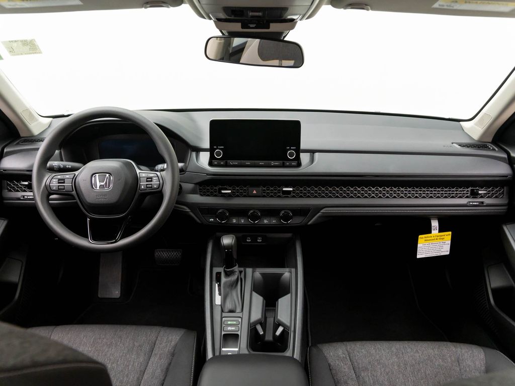 2025 Honda Accord 1.5T SE photo 8