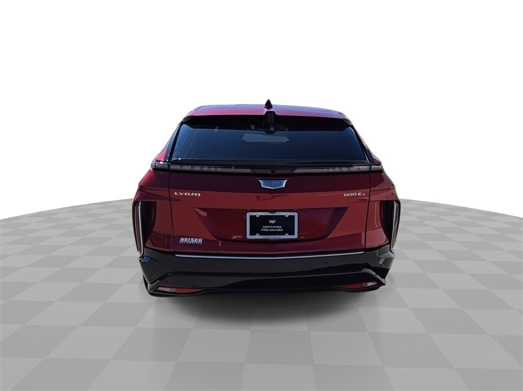2024 Cadillac Lyriq Luxury photo 7