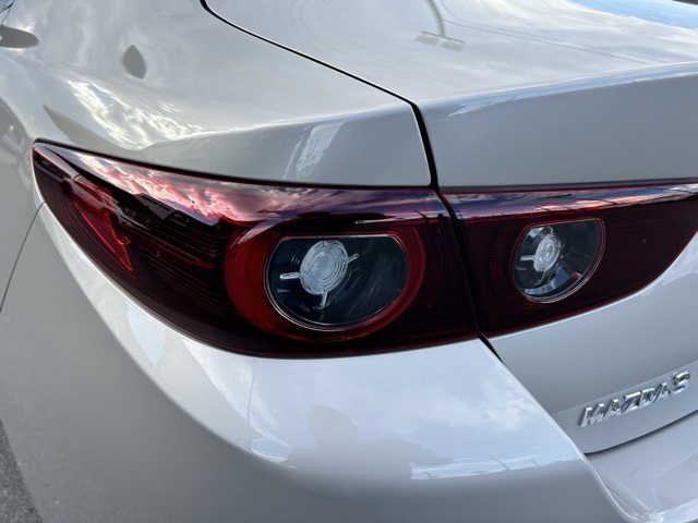 2024 Mazda Mazda3 2.5 Select Sport Base photo 8