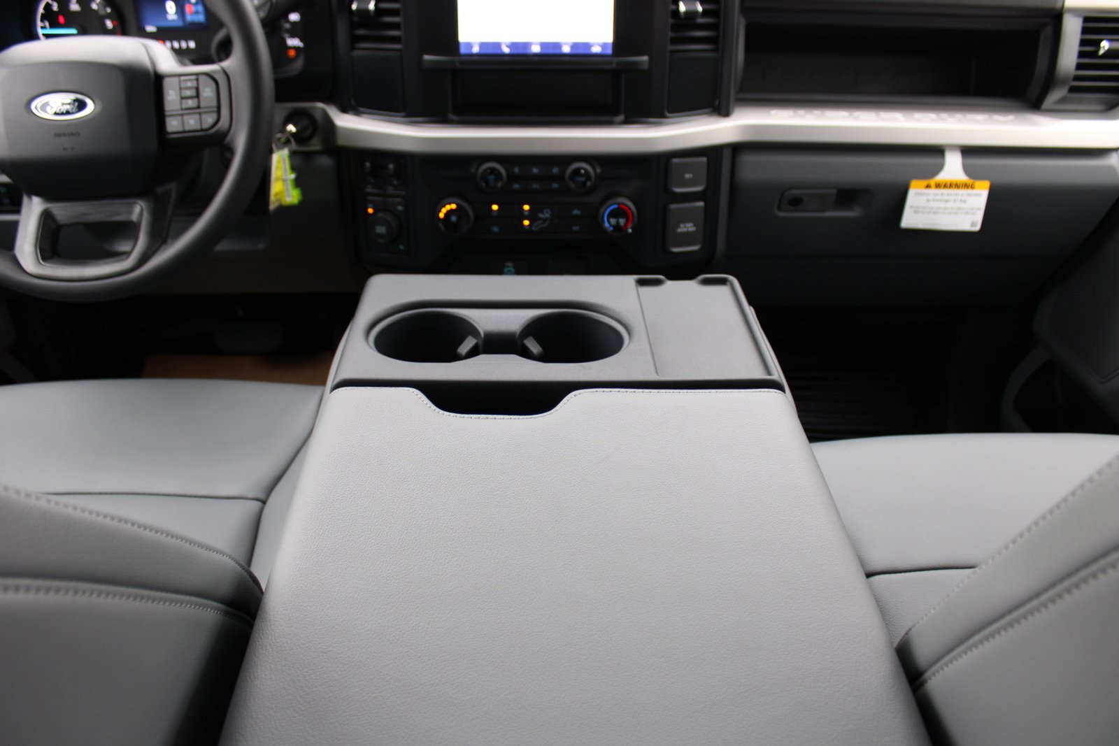 2023 FORD F-350 - Image 33