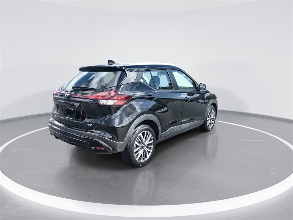 2024 Nissan Kicks SV photo 7