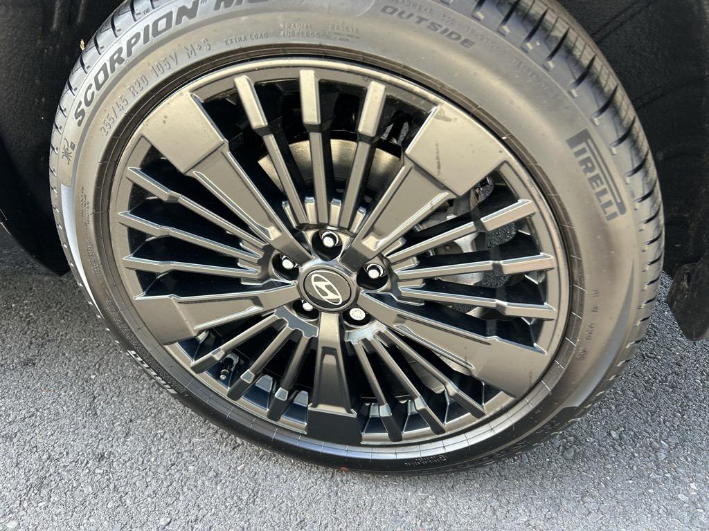 2025 Hyundai Santa Fe Calligraphy photo 5